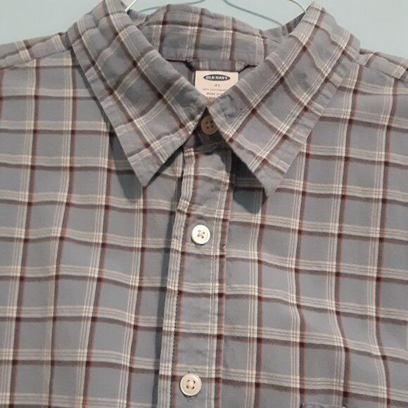 Old Navy Long Sleeve Button Down Shirt (Men’s XL) - Picture 2 of 7